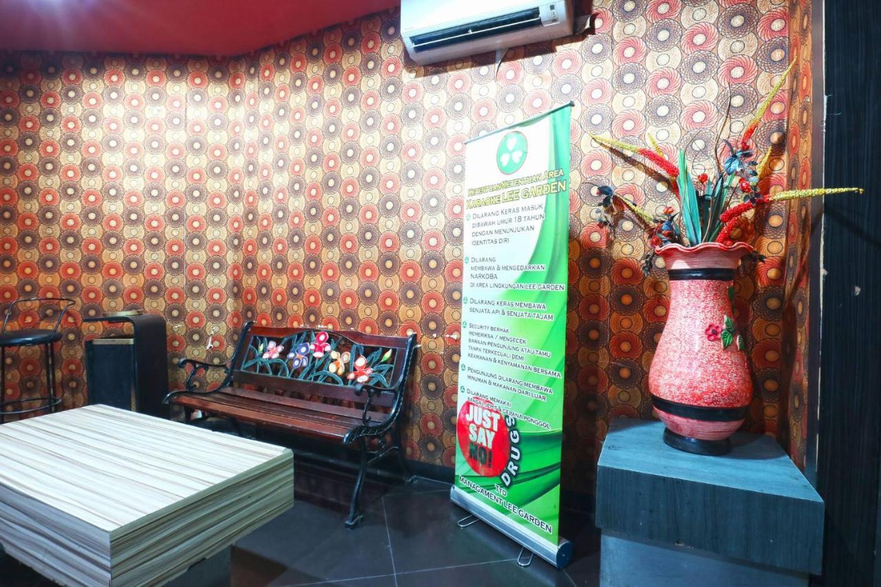 Lee Garden Hotel Medan Exterior foto